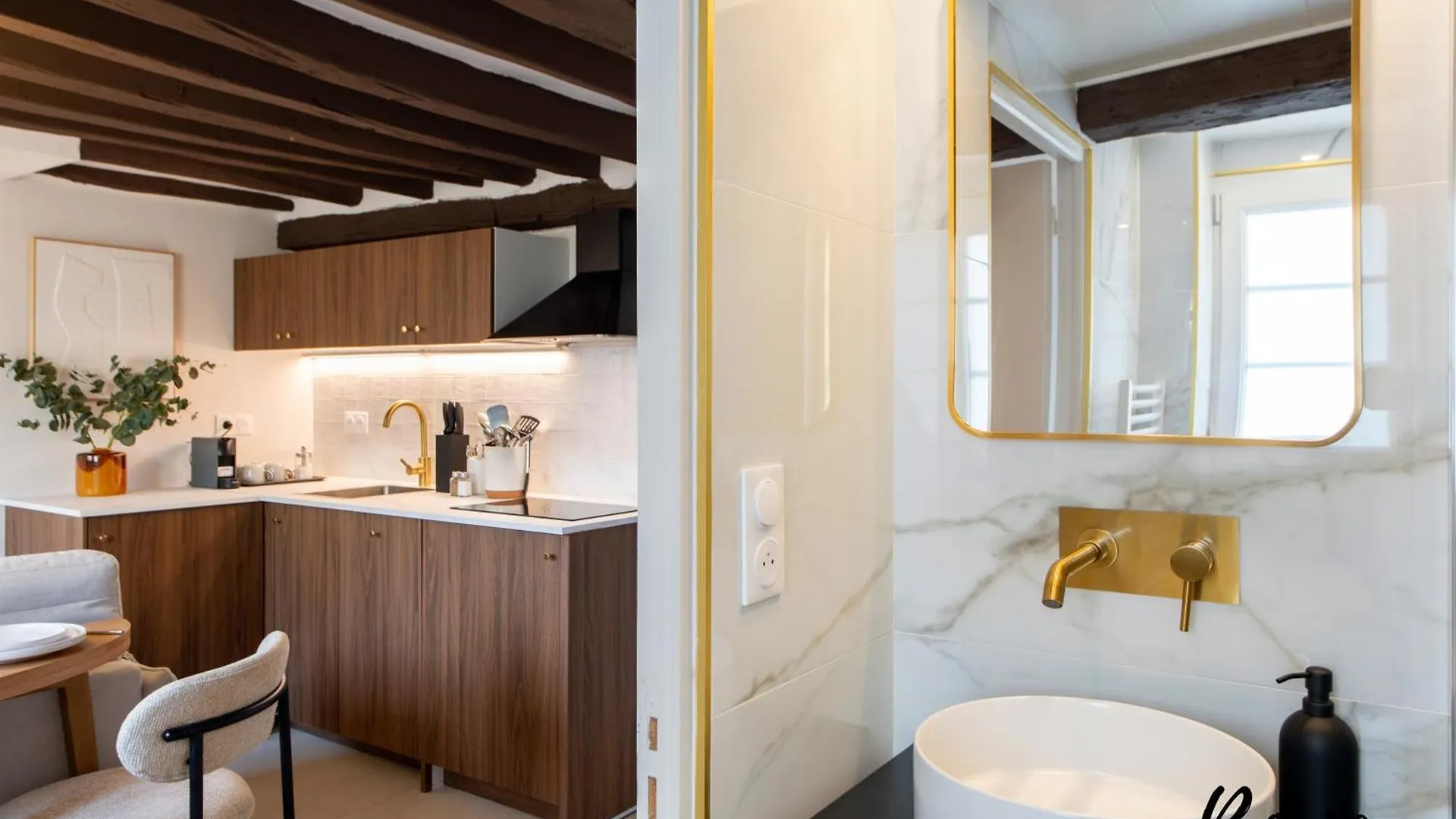 Super Central - Marais Luxury One-Bedroom - Free Parking Paris Apartment